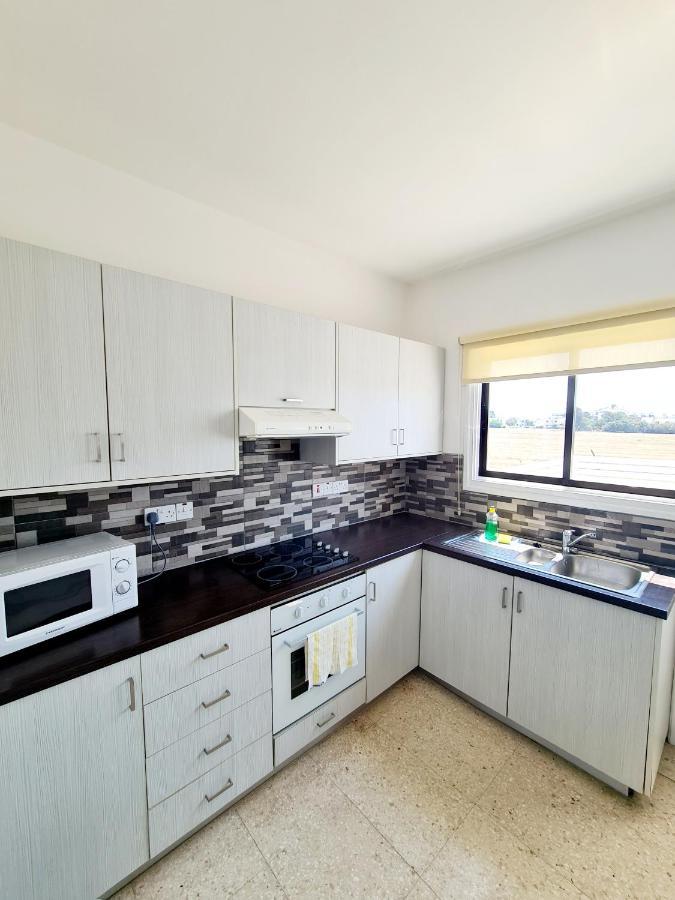 2 Bedroom Townhouse, Close To Paphos Harbour, Use Of Onsite Facilities Exteriér fotografie