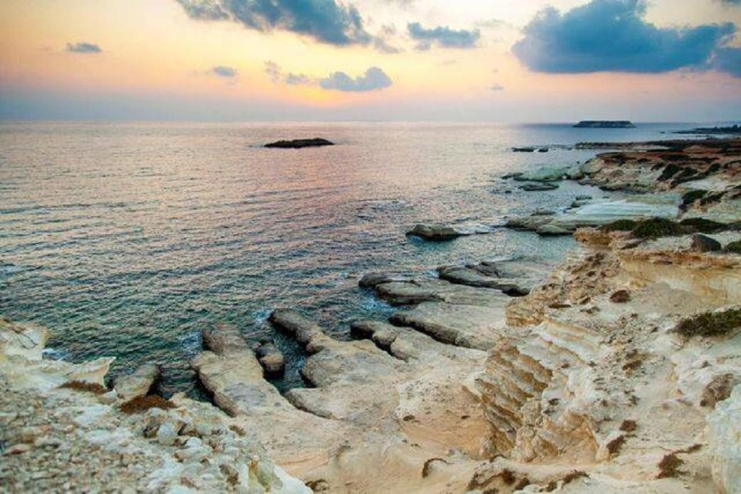 2 Bedroom Townhouse, Close To Paphos Harbour, Use Of Onsite Facilities Exteriér fotografie